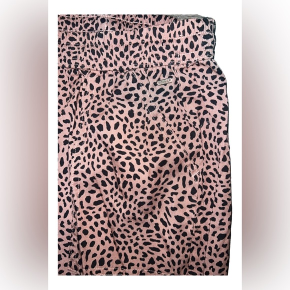 PINK Victoria Secret Leopard Joggers - Picture 3 of 4